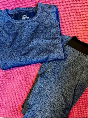 Cuddl duds women’s large top/medium pants pajamas!